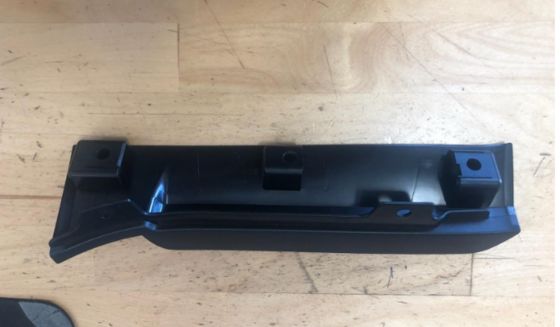 टेस्ला मॉडल एक्स 2015-2021 के लिए बाएं हाथ के पहिया का फर्श काला प्लास्टिक