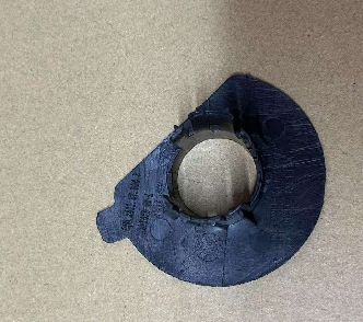 टेस्ला मॉडल एस फ्रंट बम्पर पार्किंग सेंसर ब्रैकेट 2015-2021