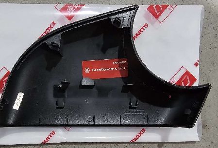 टेस्ला मॉडल वाई राइट साइड पैसेंजर डोर मिरर कवर होल्डर ब्लैक 8202202