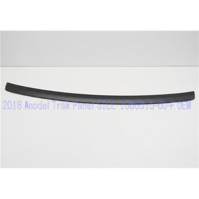 2018 टेस्ला मॉडल 3 निचला रियर ट्रंक पैनल Sill Trim 1086315-00-F OEM