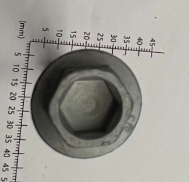 टेस्ला मॉडल 3/Y 2017-2023 के लिए M10x130 स्टील HF बोल्ट 1446114-00-B
