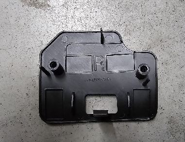 टेस्ला मॉडल एस 2021+ आरएच रियर बम्पर ब्रैकेट 145x40x3mm ब्लैक